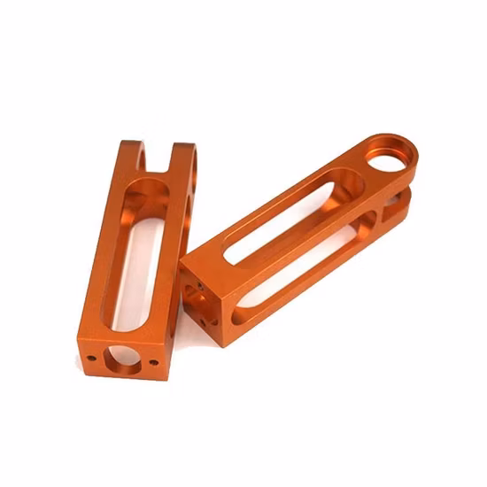 Pièces de tournage et de fraisage en aluminium d'usinage CNC de précision personnalisées en usine